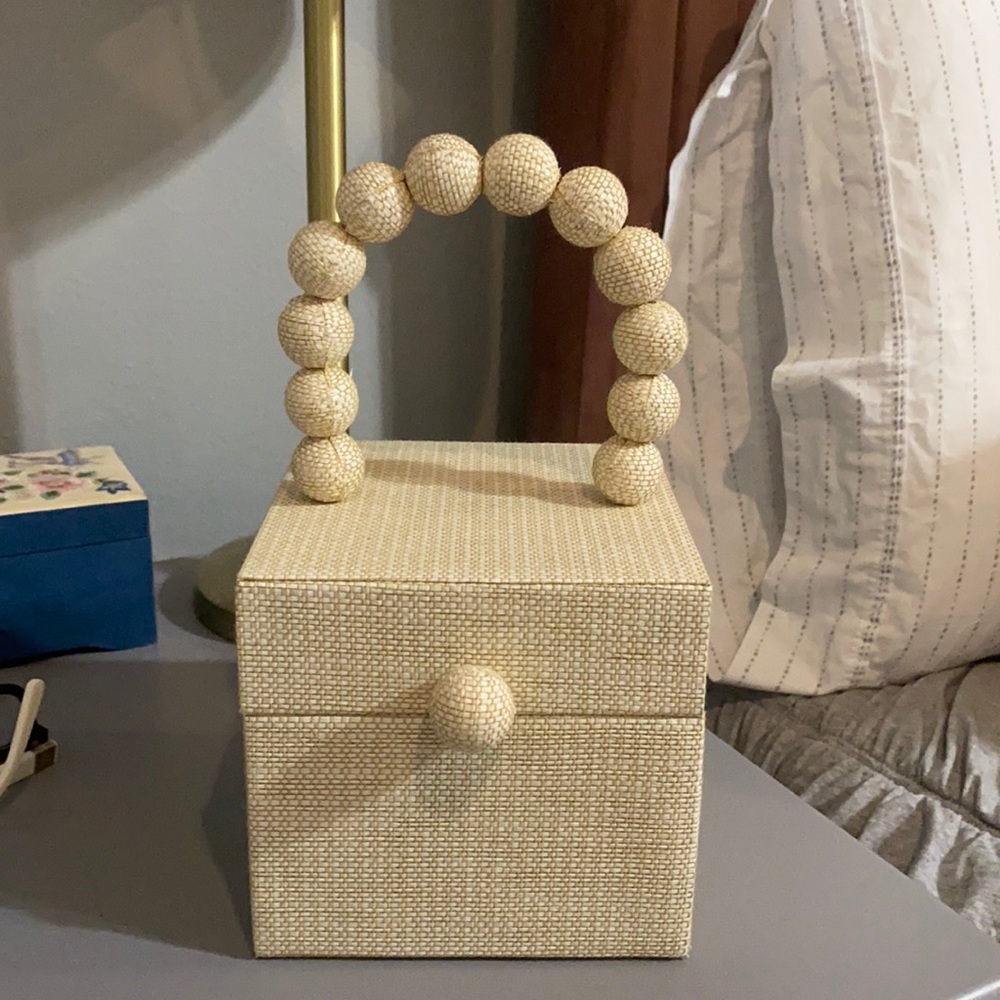 Cult Gaia Raffia Eos Box Bag